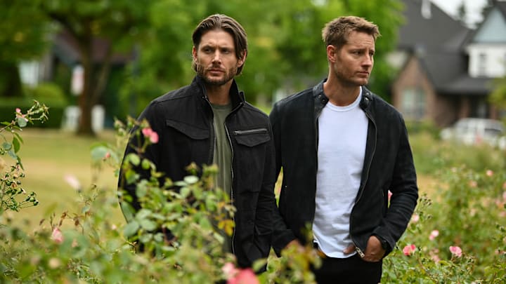 “Ontological Shock” – When Colter suddenly disappears during his search for a missing father, Reenie recruits his brother, Russell (Jensen Ackles), for help, on the CBS Original series TRACKER, Sunday, Oct. 20 (8:30-9:30 PM, ET/PT) on the CBS Television Network, and streaming on Paramount+ (live and on-demand for Paramount+ with SHOWTIME subscribers, or on-demand for Paramount+ Essential subscribers the day after the episode airs)*. Pictured: Jensen Ackles and Justin Hartley.
