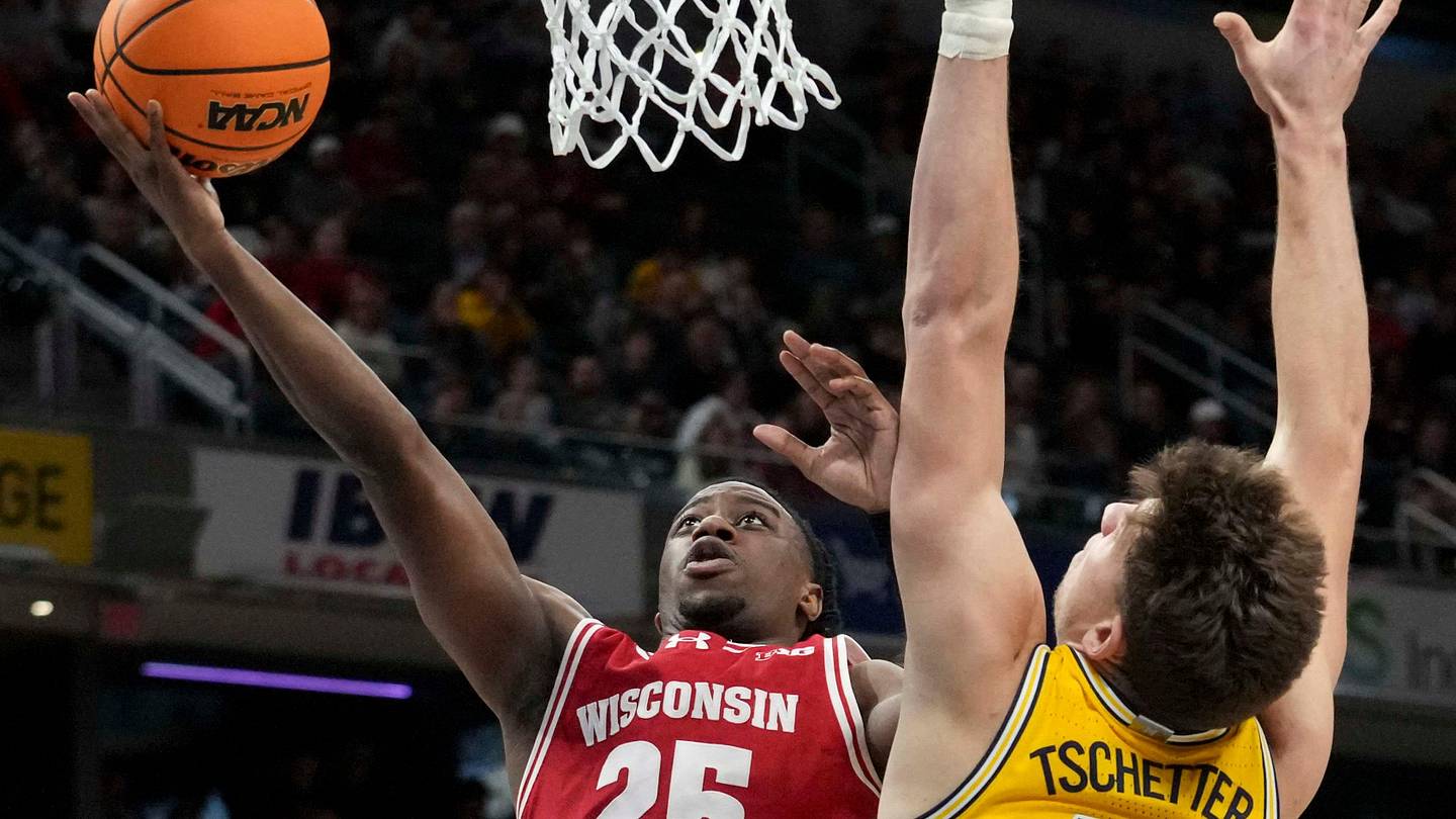 How to watch, listen and stream Wisconsin Badgers basketball at No. 2 ...