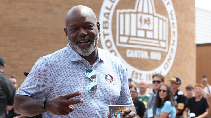 Hall of Fame member Emmitt Smith enters the ceremonies at the Pro Football Hall of Fame-Class of 2025 enshrinement ceremonies 