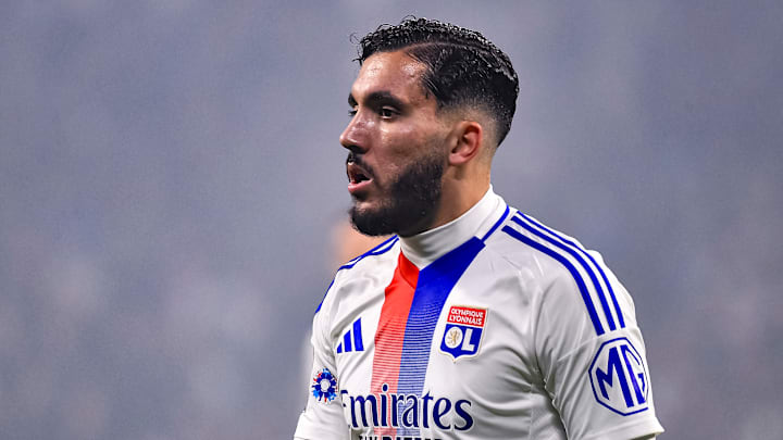 Rayan Cherki est au centre de toutes les attentions.