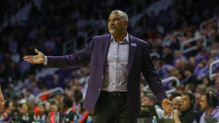 Jan 29, 2025; Manhattan, Kansas, USA; Kansas State Wildcats head coach Jerome Tang questions a call by the officials during the first half against the Oklahoma State Cowboys at Bramlage Coliseum. Mandatory Credit: Scott Sewell-Imagn Images Jan 29, 2025; Manhattan, Kansas, USA; Kansas State Wildcats head coach Jerome Tang questions a call by the officials during the first half against the Oklahoma State Cowboys at Bramlage Coliseum. Mandatory Credit: Scott Sewell-Imagn Images
