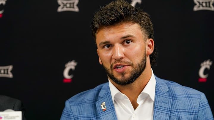 Jul 8, 2025; Frisco, TX, USA; Cincinnati quarterback Brendan Sorsby answers questions from the media during 2025 Big 12 Football Media Days at The Star. Mandatory Credit: Raymond Carlin III-Imagn Images Jul 8, 2025; Frisco, TX, USA; Cincinnati quarterback Brendan Sorsby answers questions from the media during 2025 Big 12 Football Media Days at The Star. Mandatory Credit: Raymond Carlin III-Imagn Images