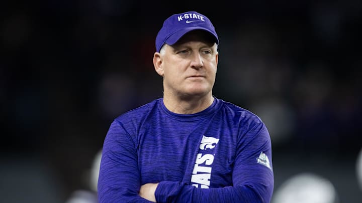 Dec 26, 2024; Phoenix, AZ, USA; Kansas State Wildcats head coach Chris Klieman prior to the game against the Rutgers Scarlet Knights during the Rate Bowl at Chase Field. Mandatory Credit: Mark J. Rebilas-Imagn Images Dec 26, 2024; Phoenix, AZ, USA; Kansas State Wildcats head coach Chris Klieman prior to the game against the Rutgers Scarlet Knights during the Rate Bowl at Chase Field. Mandatory Credit: Mark J. Rebilas-Imagn Images