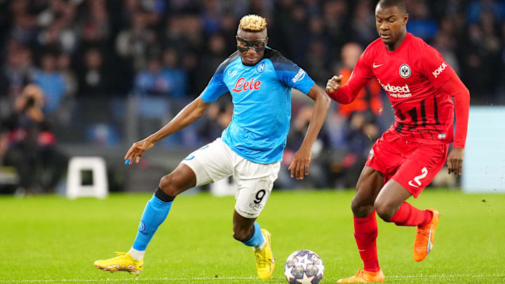 Nigeriano tem contrato com o Napoli até 2025