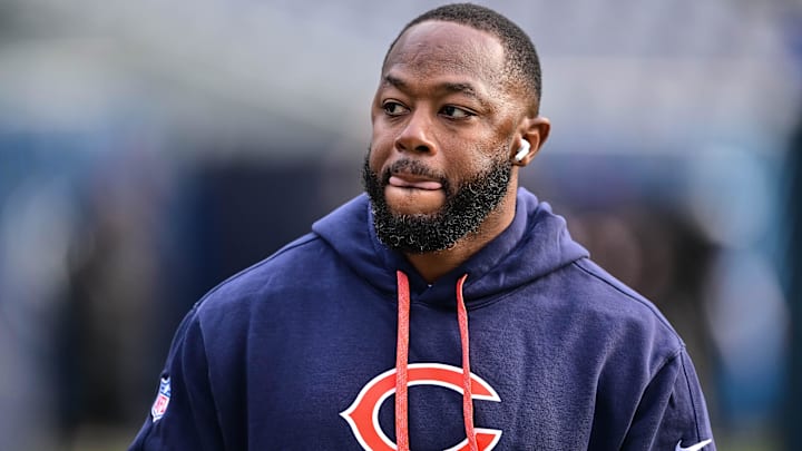 Offensive coordinator Thomas Brown watches Bears warmups at Solider Field prior to the Green Bay game. Offensive coordinator Thomas Brown watches Bears warmups at Solider Field prior to the Green Bay game.