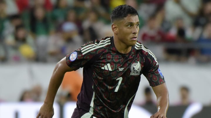 Luis Romo cerca de volver a Cruz Azul