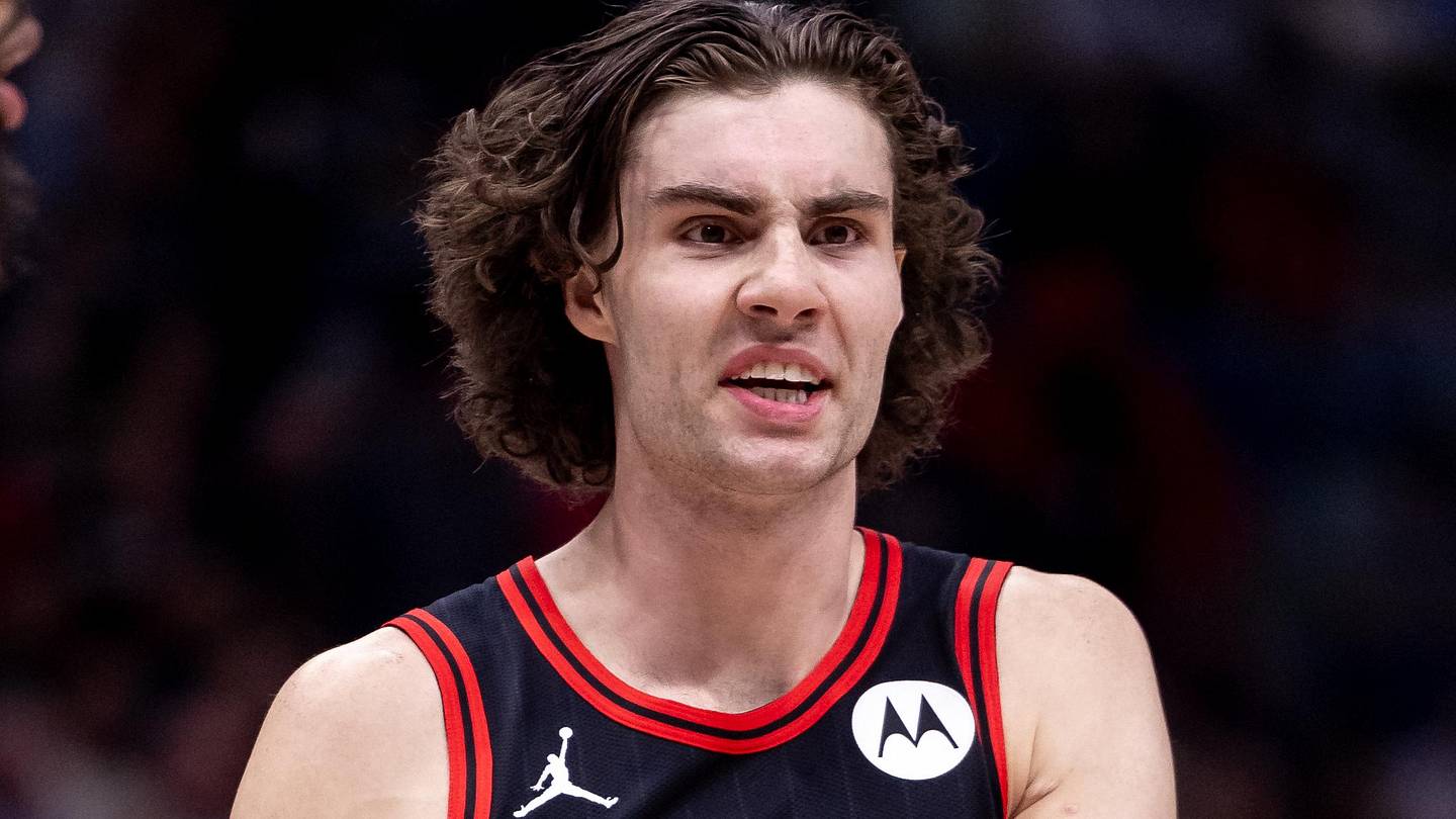 Bulls Surge to Ninth as Coby White Shines
