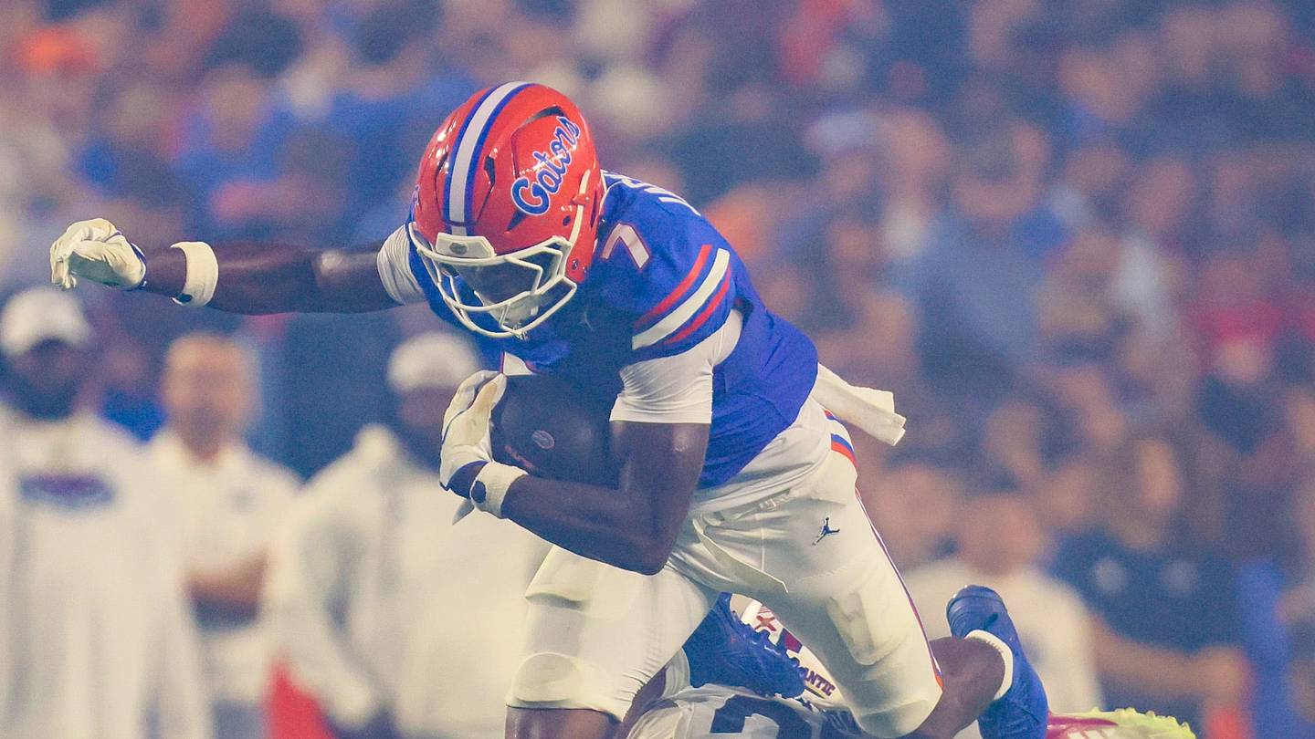 Amir Jackson’s punishing block shows Florida’s tight ends have a new edge