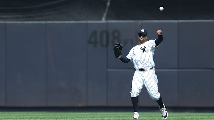 Philadelphia Phillies v New York Yankees