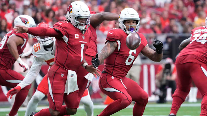 Sep 11, 2022; Glendale, Arizona, United States;  Arizona Cardinals quarterback Kyler Murray (1) and