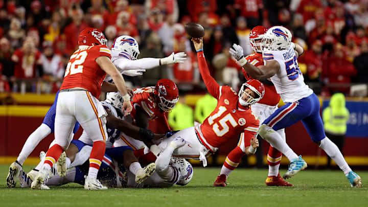 Buffalo Bills v Kansas City Chiefs