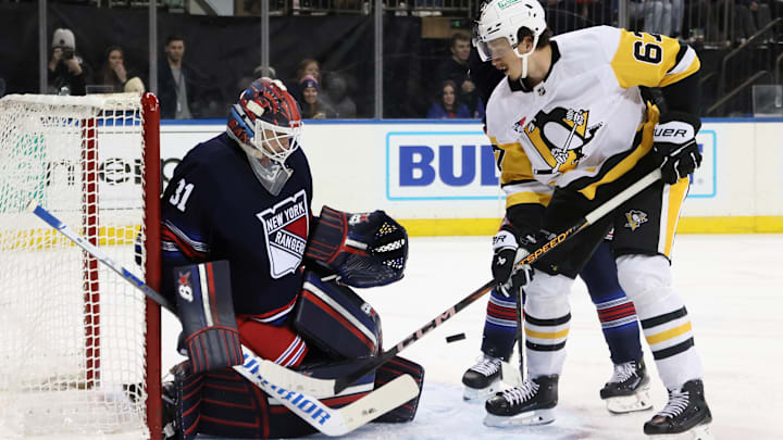 Pittsburgh Penguins v New York Rangers