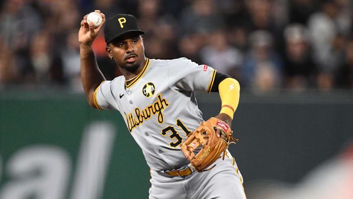 Jul 29, 2025; San Francisco, California, USA; Pittsburgh Pirates shortstop Liover Peguero (31) throws to first base for an out against the San Francisco Giants during the sixth inning at Oracle Park. Mandatory Credit: Eakin Howard-Imagn Images