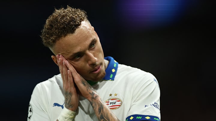 Noa Lang devrait quitter le PSV pour un cador européen.