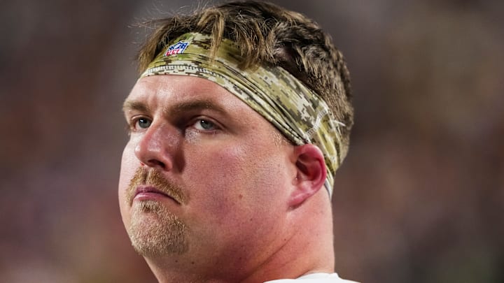 Washington Commanders offensive lineman Andrew Wylie Washington Commanders offensive lineman Andrew Wylie