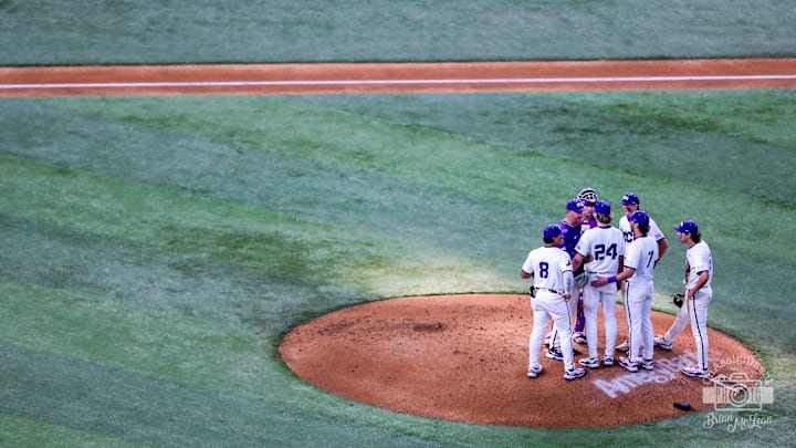 TCU Horned Frogs (5-2) fall to Kansas State 10-2 in Sunday's finale of the College Baseball Showdown.
