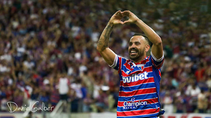 O atacante deixou o Leão para assinar com o Cruz Azul, do México