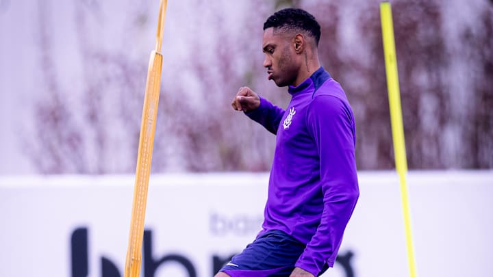 Vitinho é o mais novo reforço da equipe de Dorival Júnior