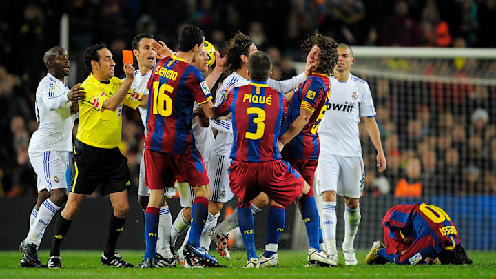 Le Clasico nous offre des moments très chaud. Le Clasico nous offre des moments très chaud.