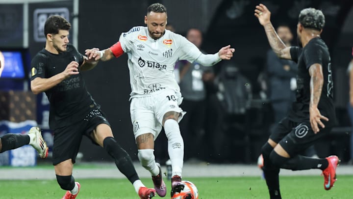 Corinthians venceu o Santos neste ano por 2 a 1