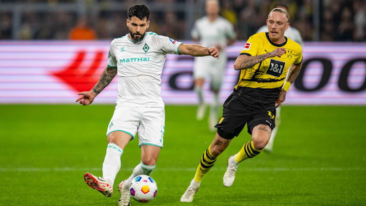 Borussia Dortmund v SV Werder Bremen
