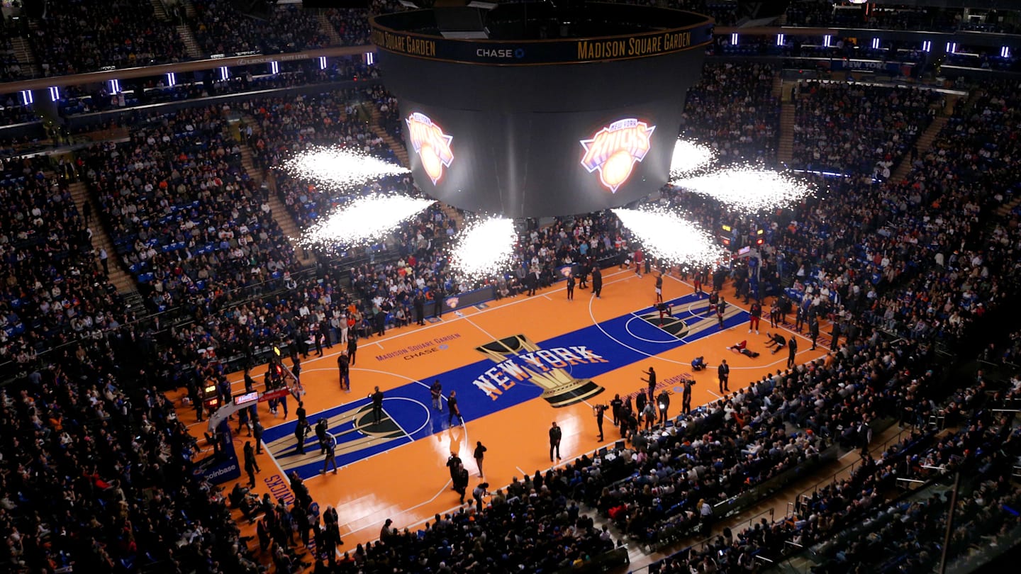 Finding the New York Knicks AM Radio Station: Why 1050 ESPN Still Matters
