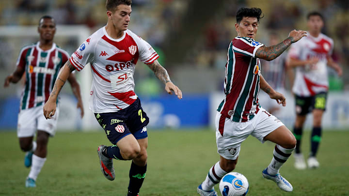 O Fluminense visita e enfrenta o Santa Fe na Argentina, pela Sul-Americana. 