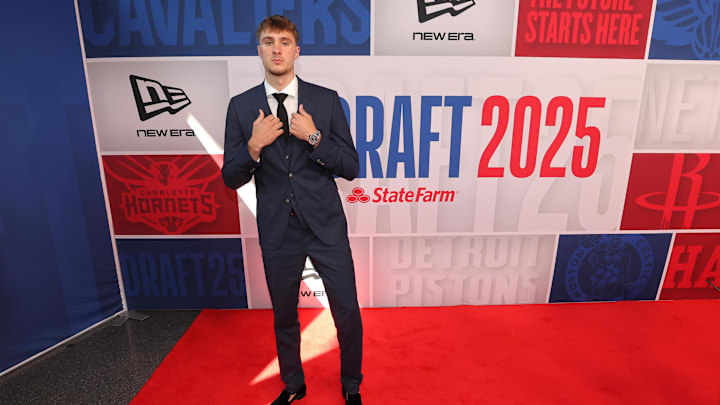 Jun 25, 2025; Brooklyn, NY, USA; Cooper Flagg arrives before the first round of the 2025 NBA Draft