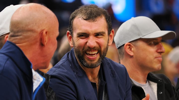 Jan 5, 2025; San Francisco, California, USA; Retired NFL quarterback Andrew Luck smiles on the sideline during the third quarter of the game between the Golden State Warriors and Sacramento Kings at Chase Center. Mandatory Credit: Kelley L Cox-Imagn Images Jan 5, 2025; San Francisco, California, USA; Retired NFL quarterback Andrew Luck smiles on the sideline during the third quarter of the game between the Golden State Warriors and Sacramento Kings at Chase Center. Mandatory Credit: Kelley L Cox-Imagn Images
