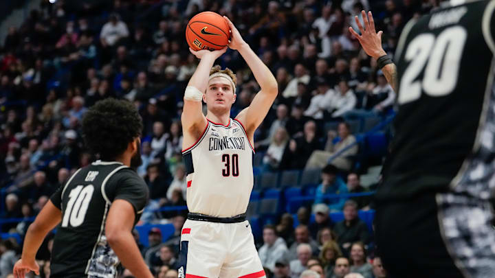 Liam McNeeley would be a great choice for the Houston Rockets