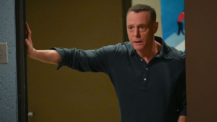 CHICAGO P.D. -- "Unpacking" Episode 11001 -- Pictured: Jason Beghe as Hank Voight -- (Photo by: Lori Allen/NBC)