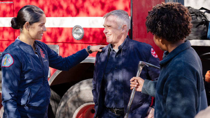 CHICAGO FIRE -- "Crime of Passion" Episode 1409 -- Pictured: (l-r) Miranda Rae Mayo as Stella Kidd, David Eigenberg as Christopher Herrmann 