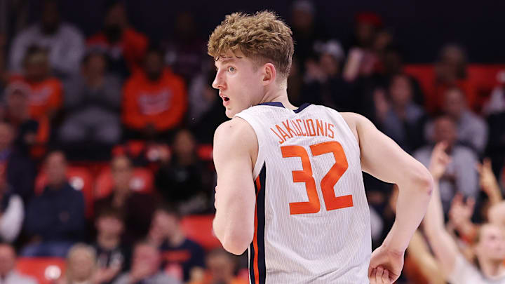 UCLA v Illinois