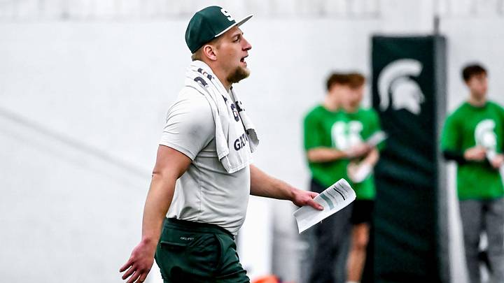 Michigan State's co-defensive coordinator/linebackers coach Max Bullough instructs players during spring football practice on Tuesday, March 24, 2026, in East Lansing.
