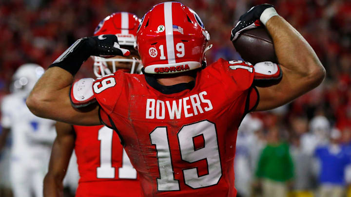 Georgia tight end Brock Bowers (19) celebrates after scoring a touchdown during the second half of a
