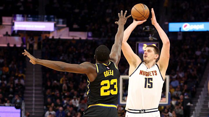 Jokic buscará la primera victoria de los Nuggets ante los Warriors
