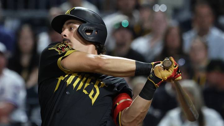 Sep 18, 2026; Pittsburgh, Pennsylvania, USA; Pittsburgh Pirates shortstop Konnor Griffin (6) hits a single against the Kansas City Royals during the sixth inning at PNC Park. Mandatory Credit: Charles LeClaire-Imagn Images Sep 18, 2026; Pittsburgh, Pennsylvania, USA; Pittsburgh Pirates shortstop Konnor Griffin (6) hits a single against the Kansas City Royals during the sixth inning at PNC Park. Mandatory Credit: Charles LeClaire-Imagn Images