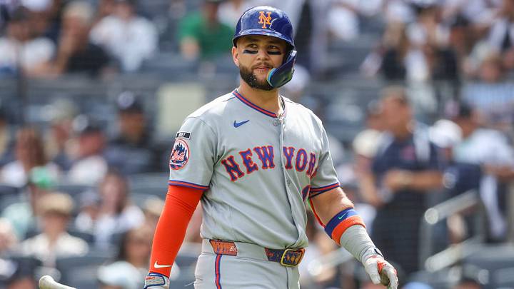 Sep 13, 2026; Bronx, New York, USA; New York Mets third baseman Bo Bichette (19) at Yankee Stadium. Mandatory Credit: Wendell Cruz-Imagn Images Sep 13, 2026; Bronx, New York, USA; New York Mets third baseman Bo Bichette (19) at Yankee Stadium. Mandatory Credit: Wendell Cruz-Imagn Images