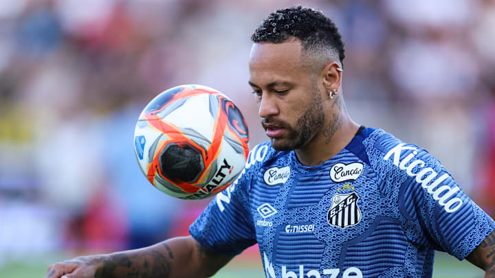 Neymar busca ‘volta por cima’ no Santos Neymar busca ‘volta por cima’ no Santos