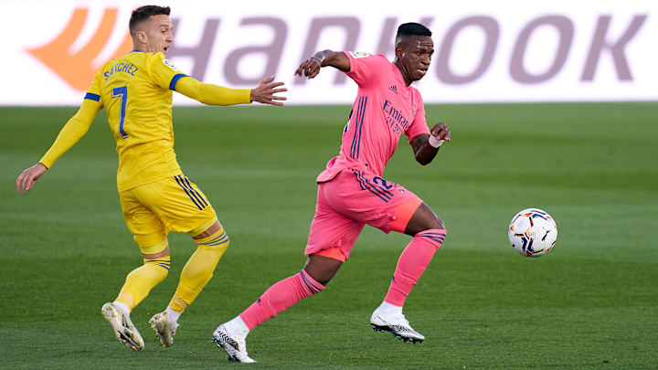 Real Madrid e Cádiz vão fechar o ano juntos pela 18ª rodada da LaLiga. 