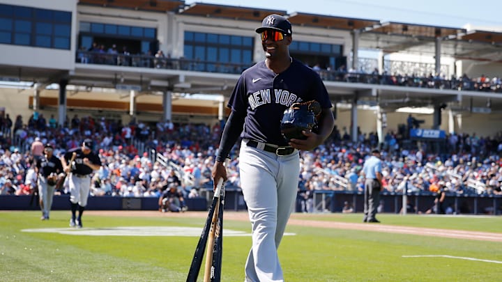 Miguel Andújar busca un puesto en el equipo de los Yankees para 2022