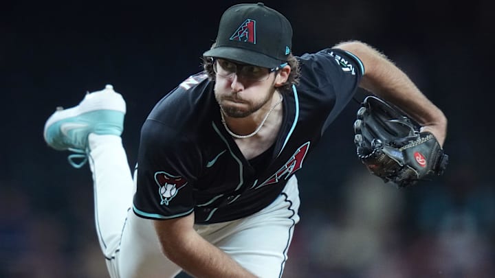 Arizona Diamondbacks right-hander Zac Gallen (23) pitches against the Cleveland Guardians at Chase Field on Aug. 19, 2025.