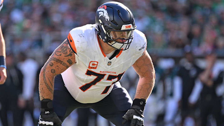 Oct 5, 2025; Philadelphia, Pennsylvania, USA; Denver Broncos guard Quinn Meinerz (77) against the Philadelphia Eagles at Lincoln Financial Field. Mandatory Credit: Eric Hartline-Imagn Images
