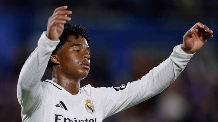 Carlo Ancelotti est revenu sur la performance d'Endrick face au CF Getafe. Carlo Ancelotti est revenu sur la performance d'Endrick face au CF Getafe.