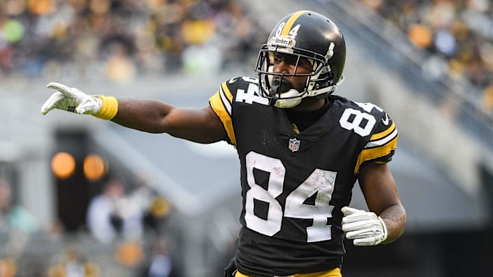 Oct 28, 2018; Pittsburgh, PA, USA; Pittsburgh Steelers wide receiver Antonio Brown (84) in action during the game between the Pittsburgh Steelers and the Cleveland Browns at Heinz Field. Mandatory Credit: Jeffrey Becker-USA TODAY Sports Oct 28, 2018; Pittsburgh, PA, USA; Pittsburgh Steelers wide receiver Antonio Brown (84) in action during the game between the Pittsburgh Steelers and the Cleveland Browns at Heinz Field. Mandatory Credit: Jeffrey Becker-USA TODAY Sports
