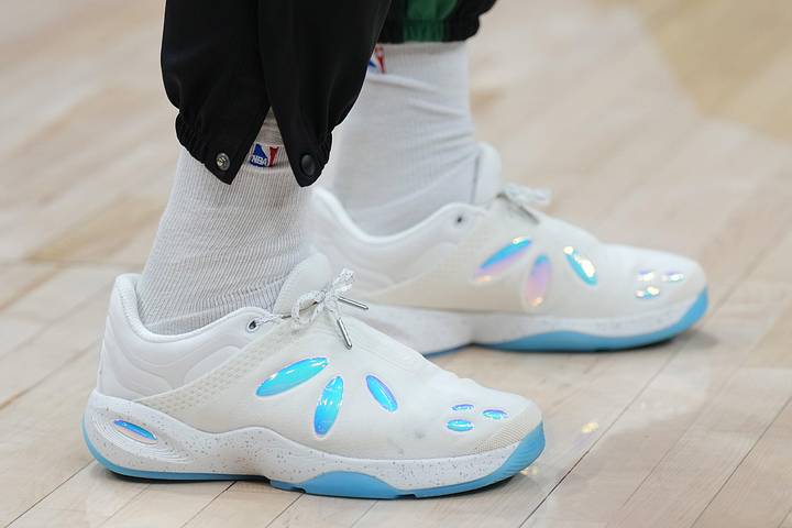 Jaylen Brown Unveils 3D-Printed Basketball Shoe Before Lakers Game