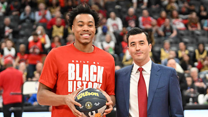 Feb 14, 2024; Toronto, Ontario, CAN; Toronto Raptors forward Scottie Barnes (4) is presented with an official NBA all-star ball by general manager Bobby Webster before play begins against the Indiana Pacers at Scotiabank Arena. Mandatory Credit: Dan Hamilton-Imagn Images Feb 14, 2024; Toronto, Ontario, CAN; Toronto Raptors forward Scottie Barnes (4) is presented with an official NBA all-star ball by general manager Bobby Webster before play begins against the Indiana Pacers at Scotiabank Arena. Mandatory Credit: Dan Hamilton-Imagn Images