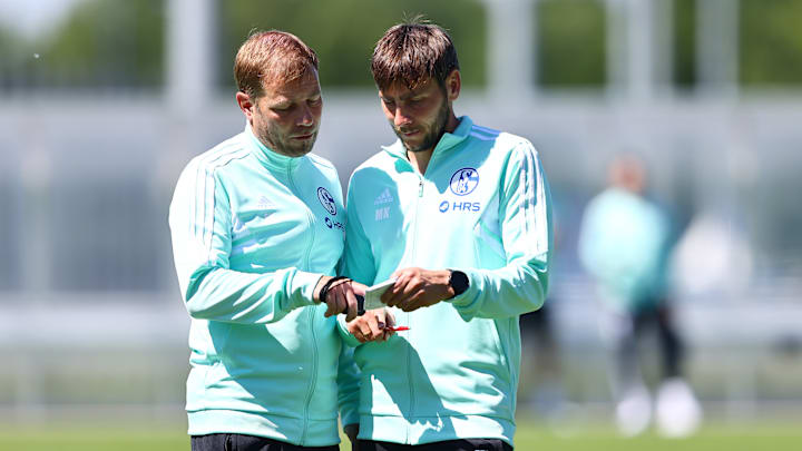 Matthias Kreutzer (r.) wird gegen Hertha als Cheftrainer fungieren