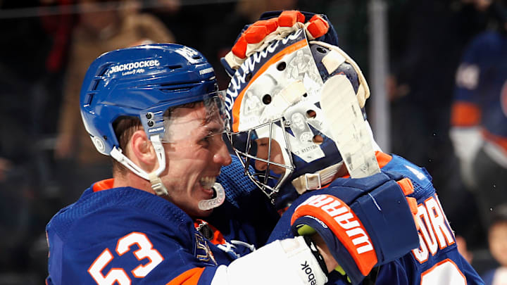 Pittsburgh Penguins v New York Islanders