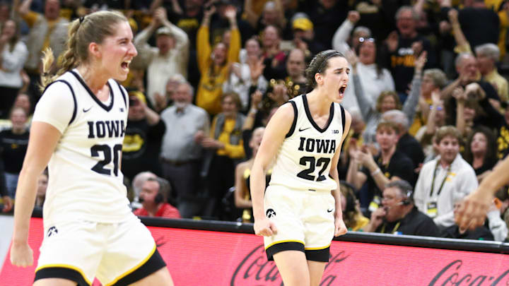 Caitlin Clark celebrates a big play for the Iowa Hawkeyes